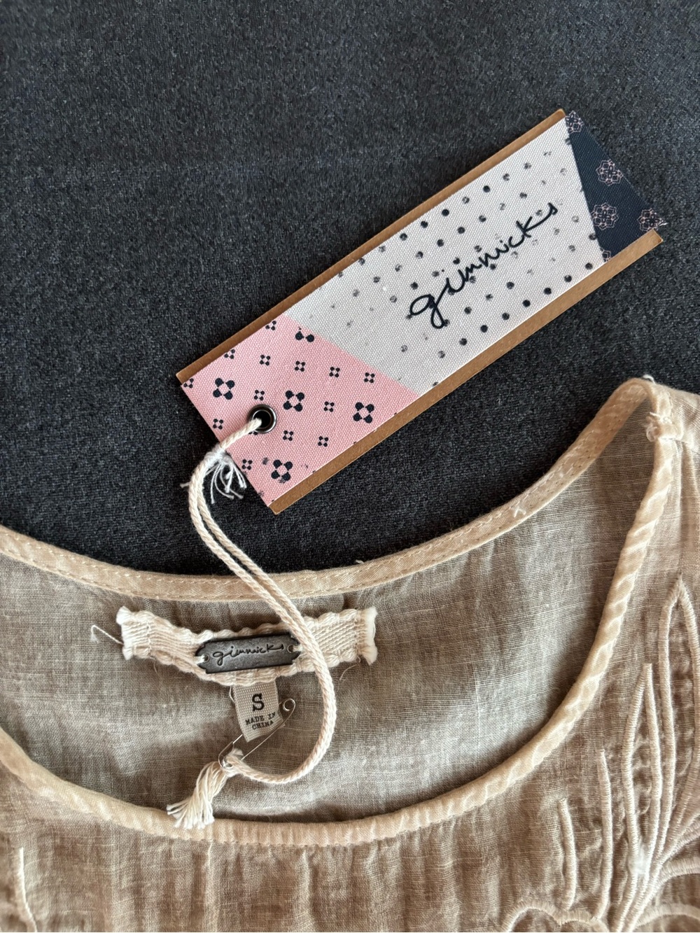 NWT Boho Embroidered Top - Picture 3 of 8